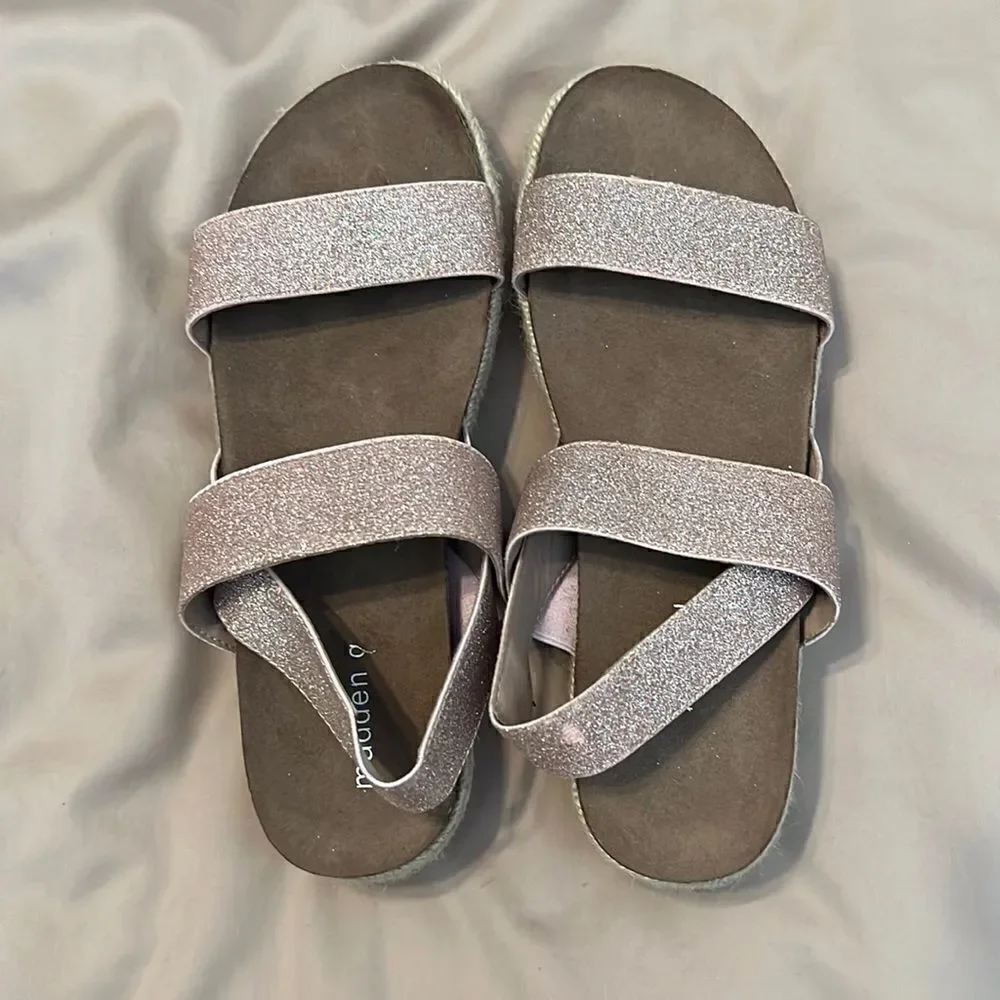 Madden girl size 8.5 pink & gold sparkly jute wedge comfy stylish sandals GUC